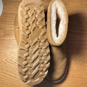 BEARPAW Alyssa suede boot. Hickory II . Women’s 10 M